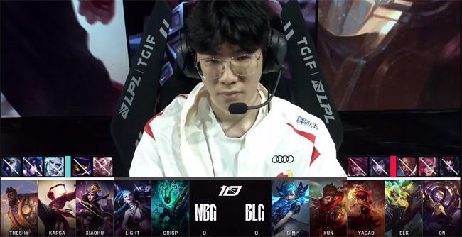 尼亚在中场 尼亚在中场